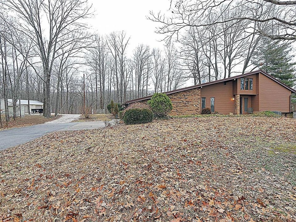 1st image of 156 Osceola Ln
