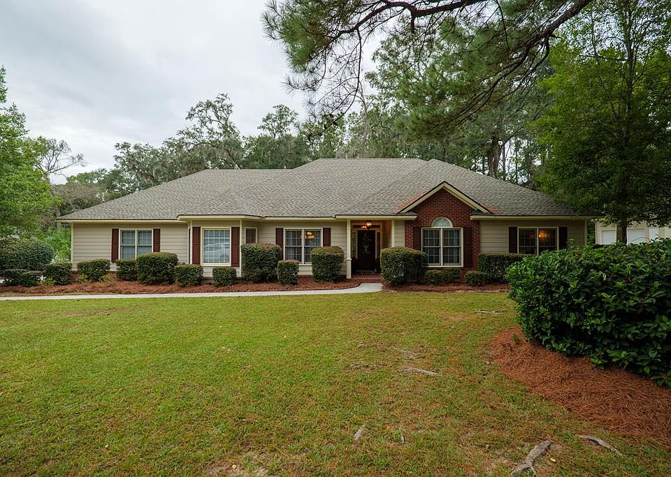 1st image of 4715 Woodland Point