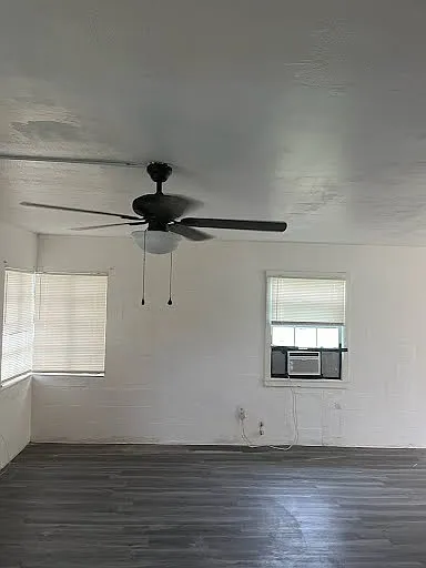 Lake Johns Apartments & RV Park LLC - RV09B — Photo 2