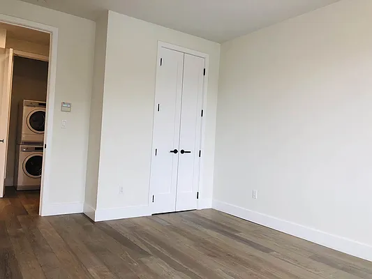 Rented by null | media 61