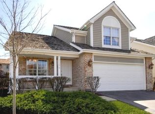 2295 Brookside Ct, Aurora, IL 60502