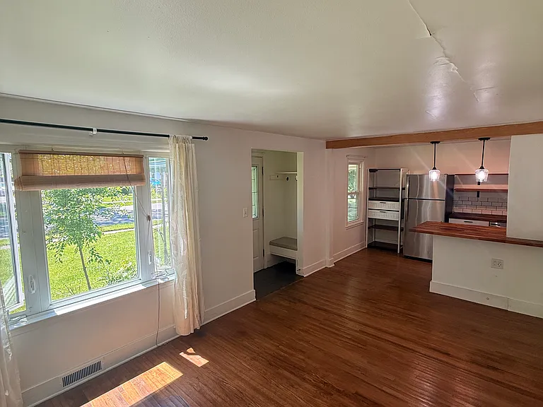 38 Gardenvale Dr — Photo 2