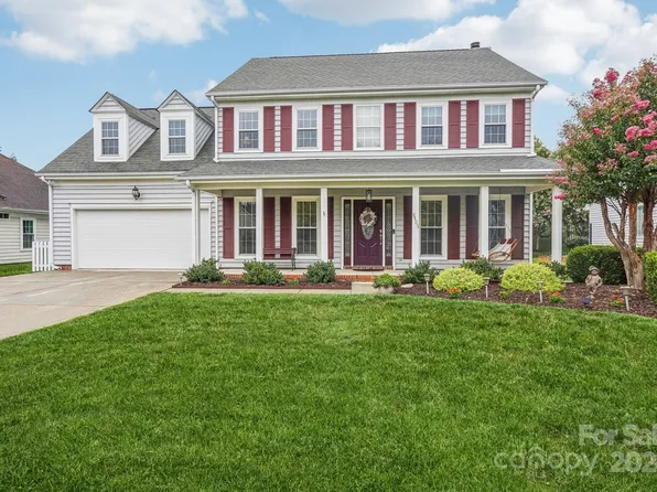8405 Hirsch Dr, Charlotte, NC 28277