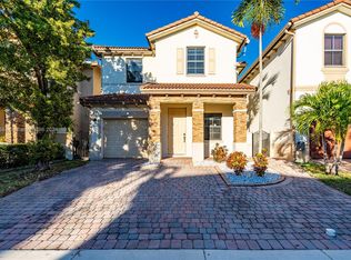 22763 SW 88th Path, Cutler Bay, FL 33190