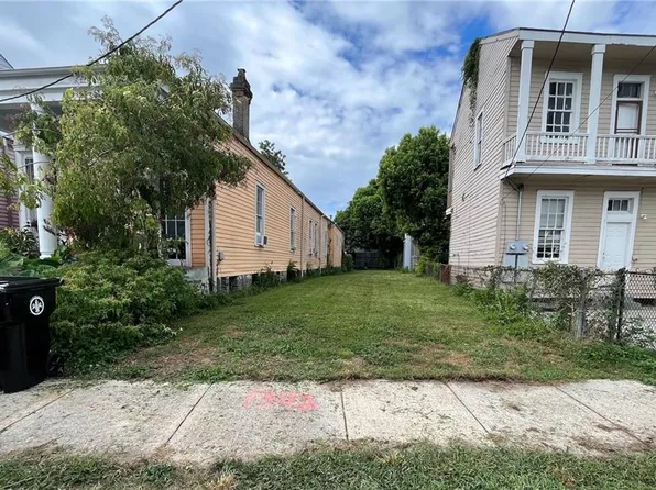 1342 Kerlerec St, New Orleans, LA 70116