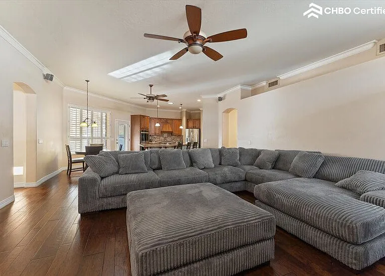 6445 W Fullam St — Photo 28