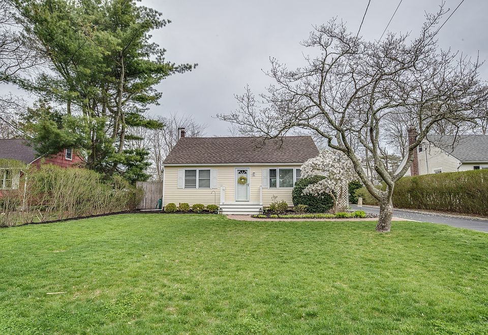 1st image of 35 Newins St
