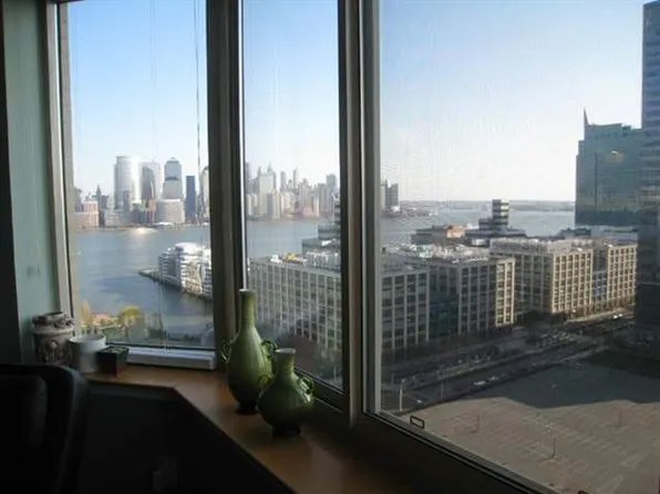 65 2nd St #1601, Jersey City, NJ 07302