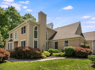 16 Wyckoff Way, Chester Twp., NJ 07930