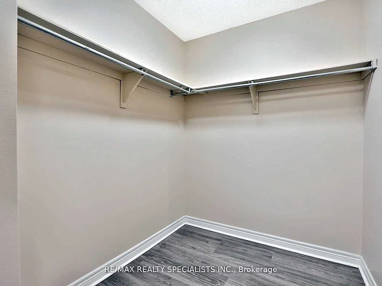 2470 Eglinton Ave W #507 — Photo 13