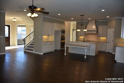 4th image of 650 Williams Way