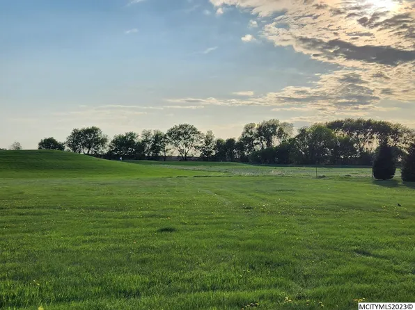 429 Brickyard Rd Lot 28, Sheffield, IA 50475
