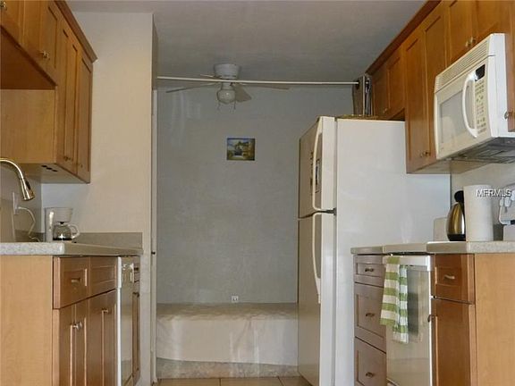 4th image of 7239 Orkney Ave N