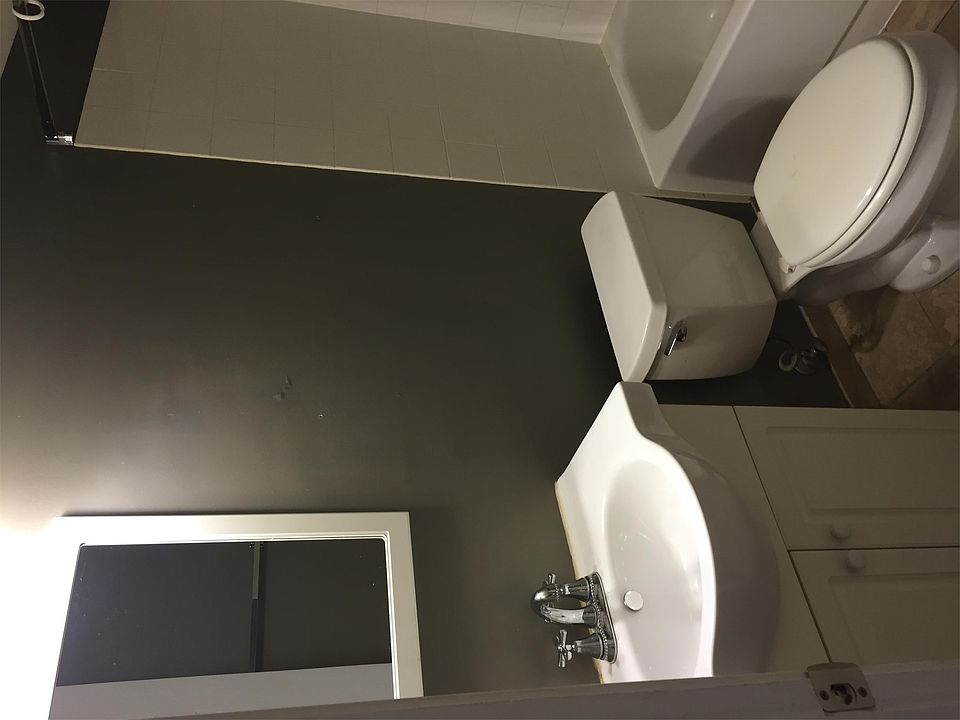 1st image of 421 Gregory Ave