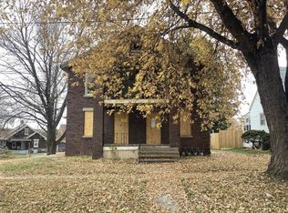 102 Buckbee St, Rockford, IL 61104