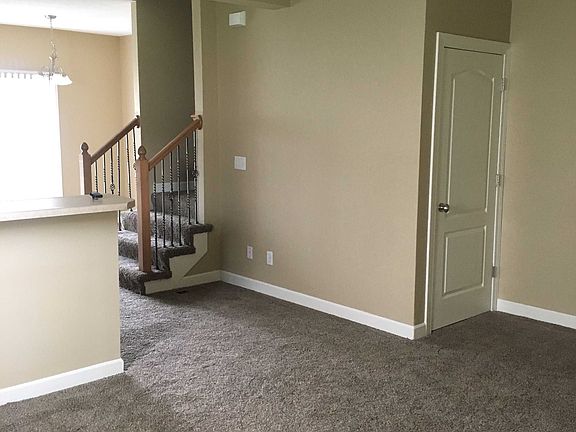 5th image of 10511 E 45th Pl