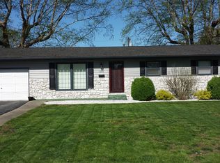 1203 S Willow Dr, Robinson, IL 62454