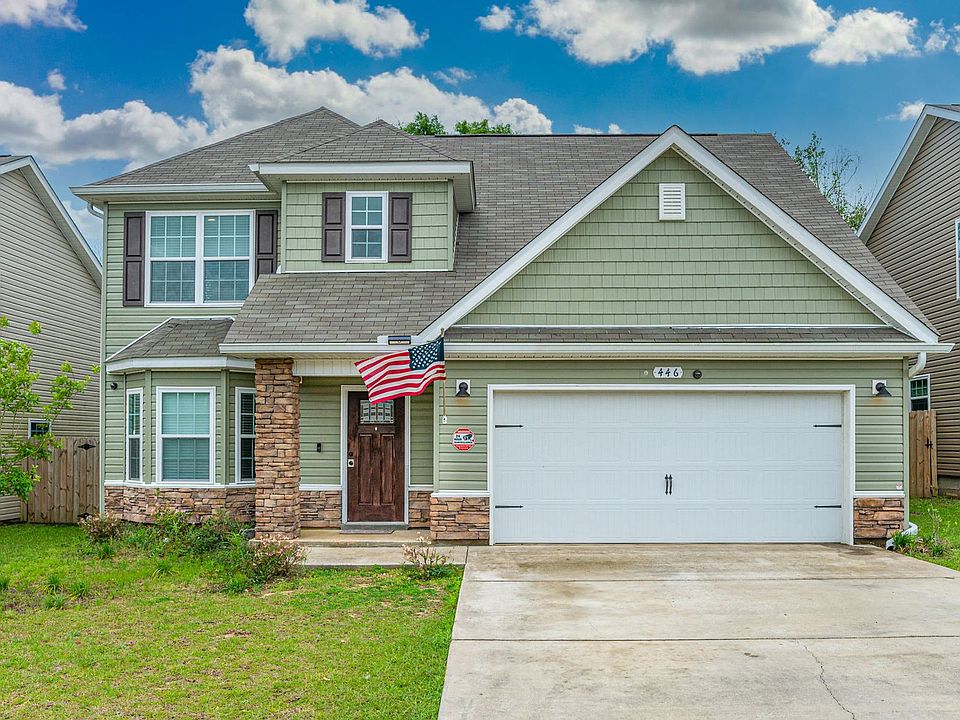 1st image of 446 Eisenhower Dr