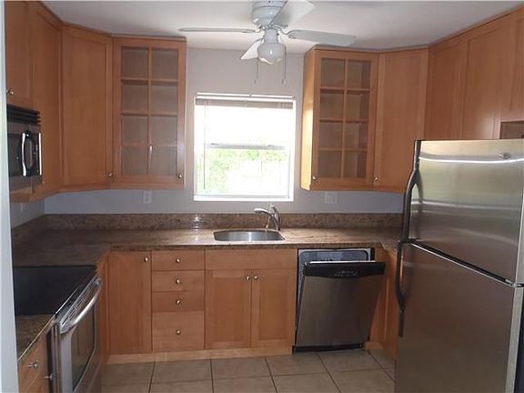 2nd image of 128 Auburn Dr