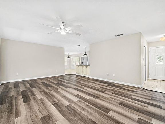 5th image of 6820 SW 78th St