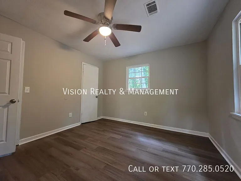 101 Bowen Dr — Photo 15