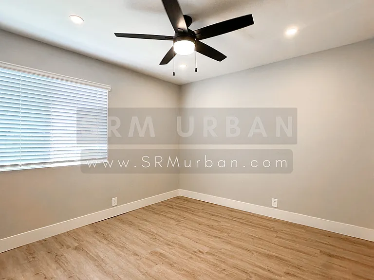 3209 Meade Ave #12 — Photo 2