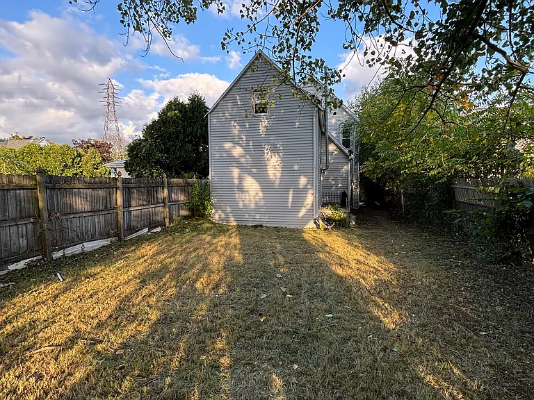 238 Schiller St — Photo 12