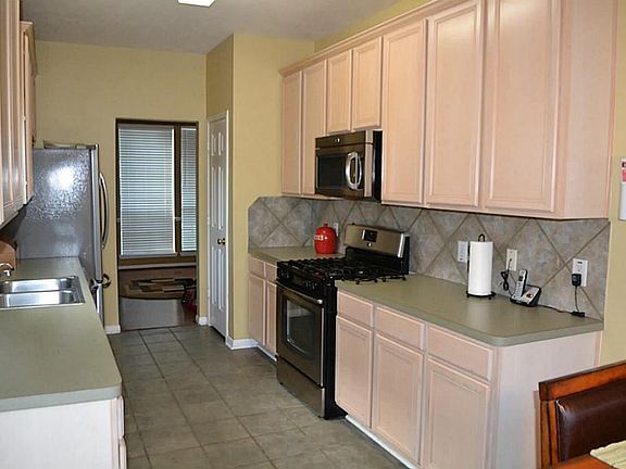 5th image of 1227 N Arbor Bough Cir