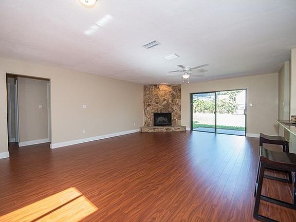 3rd image of 3815 Cloverhill Ct