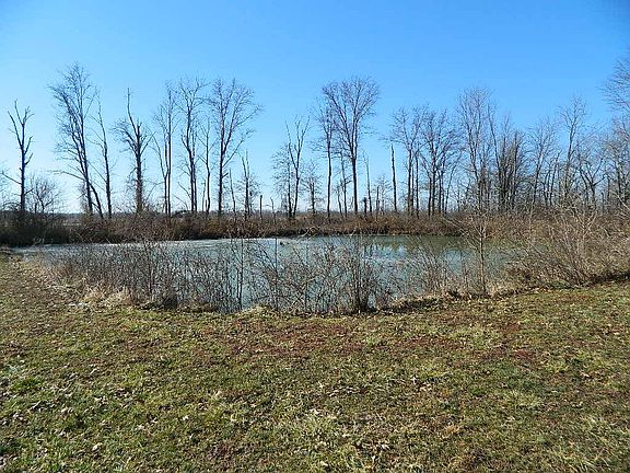 2nd image of 605 County Road 1225 E