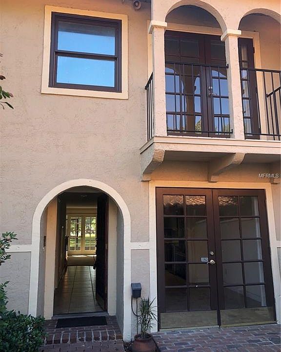 1st image of 3018 Greens Ave #5