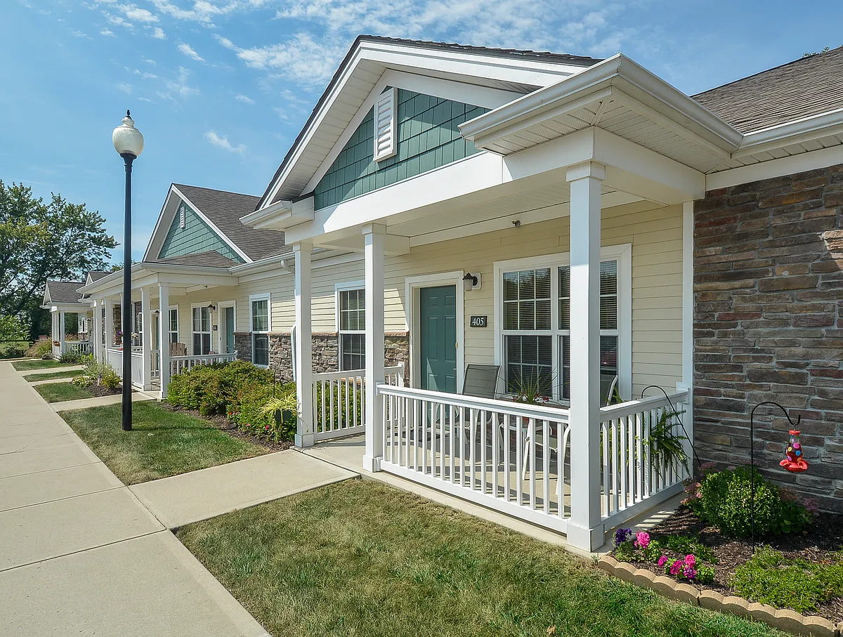 Building Photo - Stonegate Meadows