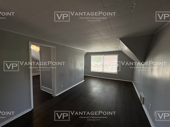 5th image of 945 Velp Ave