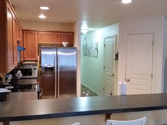 2nd image of 5707 NE 49th St