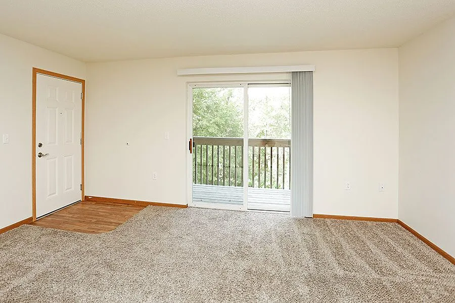 The Arbors Apartments — Photo 4
