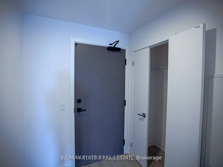 15 Holmes Ave #1704 — Photo 20