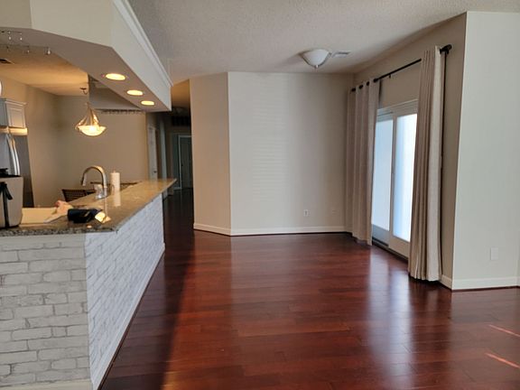 5th image of 2313 Beach Haven Dr APT 102