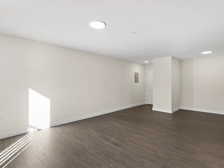 Granite Place — Photo 30