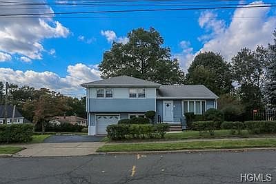 1st image of 9 Foxwood Ave