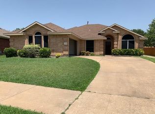 2324 Cantura Dr, Mesquite, TX 75181