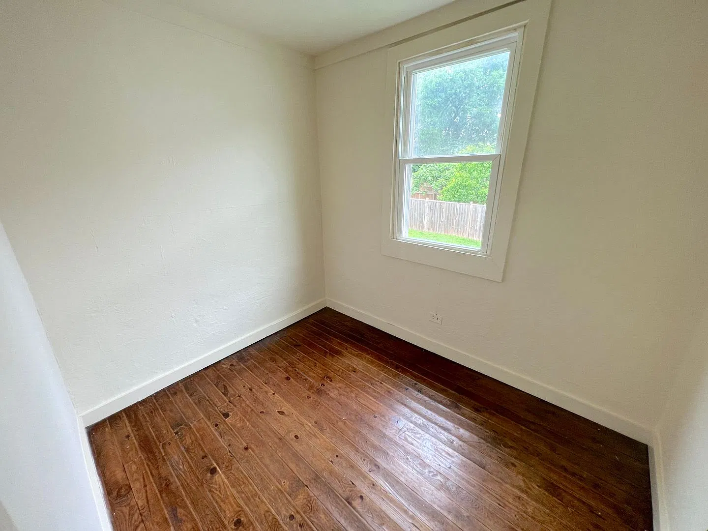407 9th Street Duplex — Photo 4