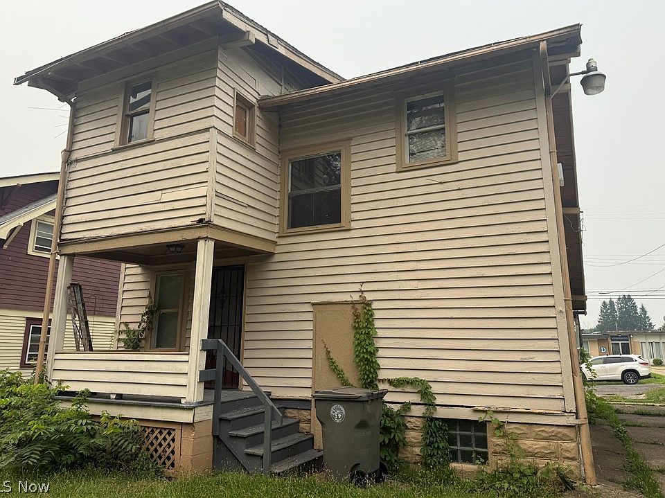2nd image of 531 W Chalmers Ave