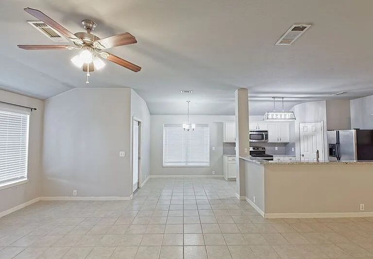 2309 Mallard Dr — Photo 9
