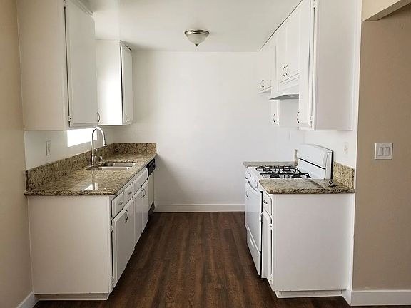 3rd image of 7831 Shaffer Cir APT 3