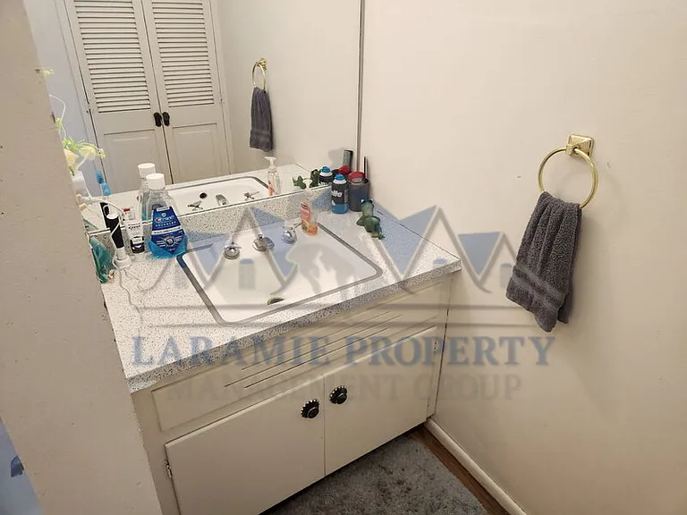 1526 Grand Ave #2 — Photo 14
