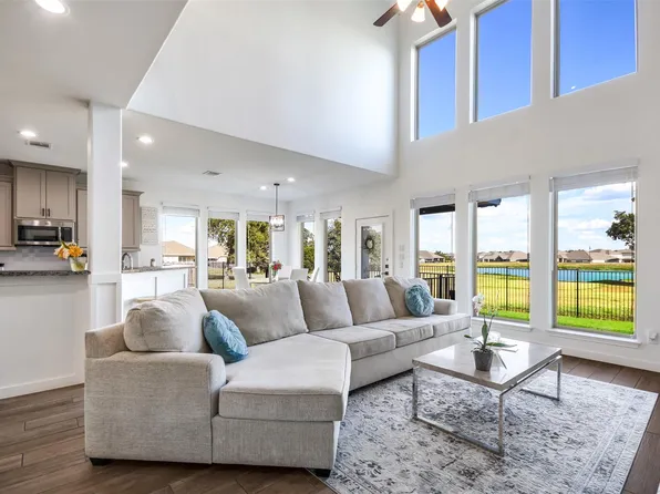 113 Cascia Cir, Liberty Hill, TX 78642