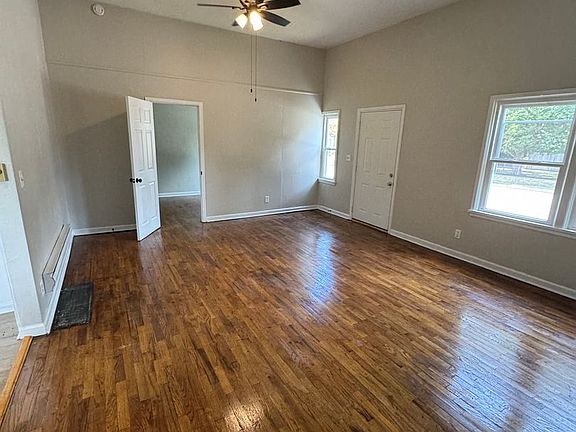 2nd image of 719 S Vine St #1