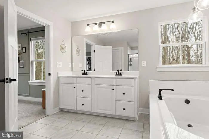 8600 Rawlings Ct — Photo 24