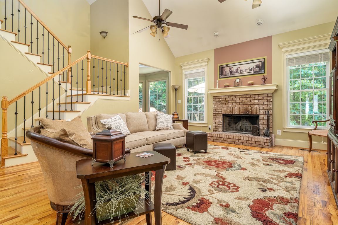 next background image