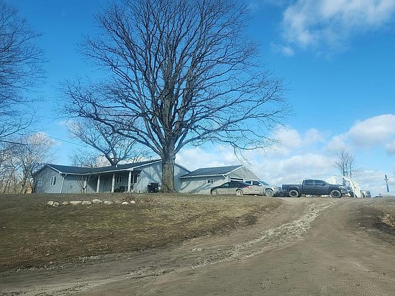 2nd image of 7797 E Beal City Rd